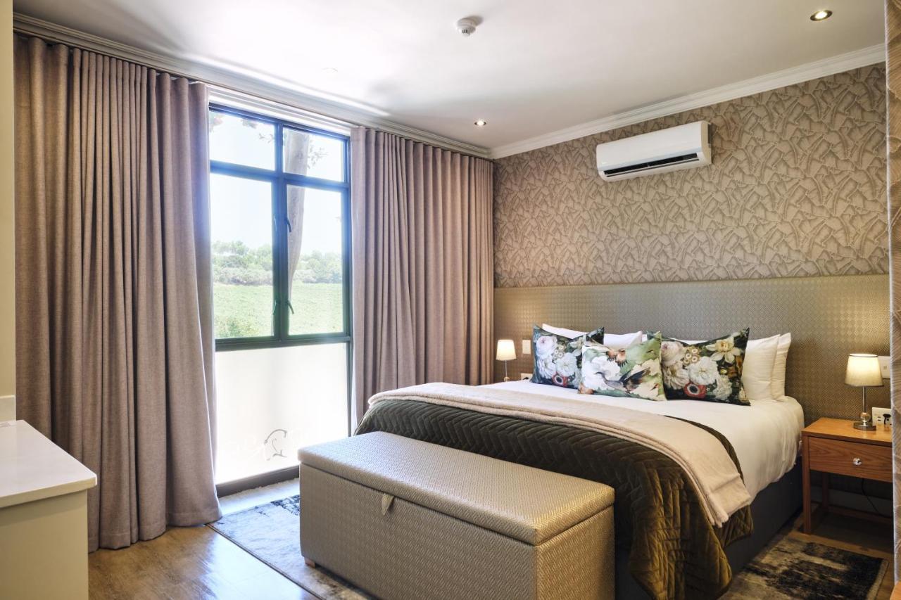 Alluvia Boutique Winery & Luxury Accommodation Stellenbosch Exterior foto